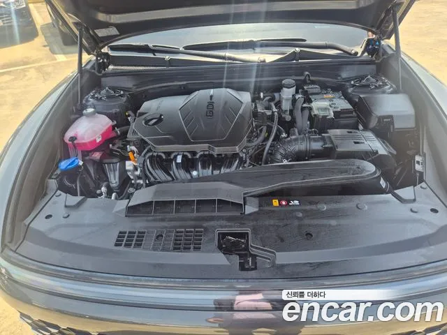 Hyundai Grandeur Grandeur (GN7) 2.5 Бензин 2WD — Фото автомобиля 17