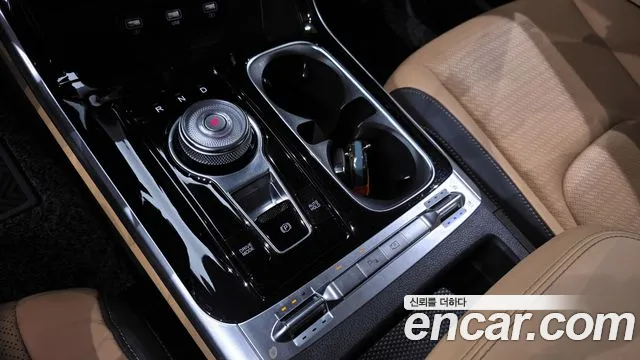 Kia Canival Carnival 4 поколение Бензин 9 мест Signature — Фото автомобиля 9