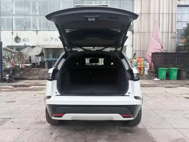 Land Rover Range Rover Velar — Фото автомобиля 12