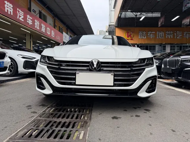 Volkswagen CC — Фото автомобиля 2