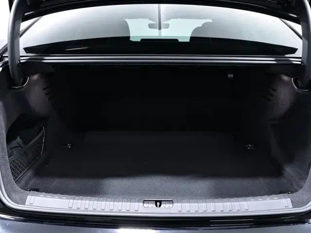 Audi A6L — Фото автомобиля 22