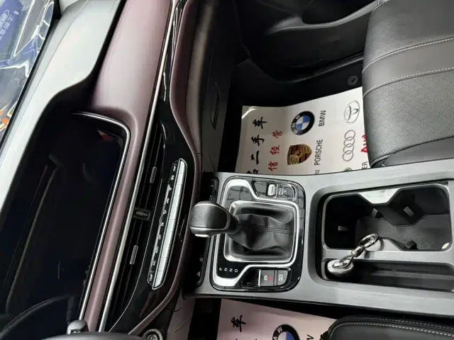 GAC Trumpchi M6 — Фото автомобиля 9