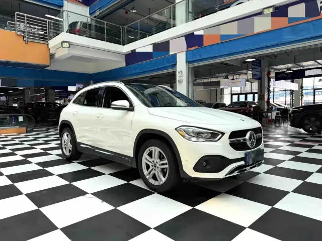 Mercedes-Benz GLA-Class — Фото автомобиля 3