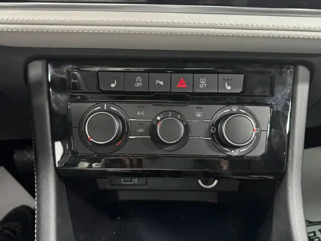 Jetta VS7 — Фото автомобиля 23