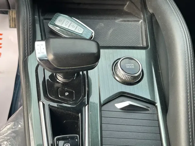 Geely Xingyue L — Фото автомобиля 11