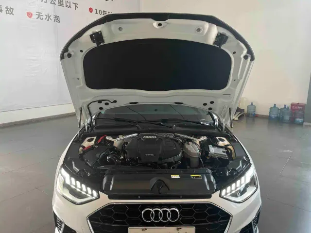 Audi A4L — Фото автомобиля 17