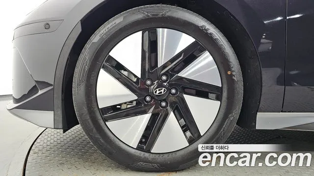 Hyundai Ioniq 6 — Фото автомобиля 5