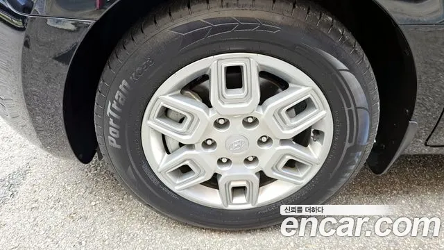 Hyundai Staria Staria 2WD автодом — Фото автомобиля 5