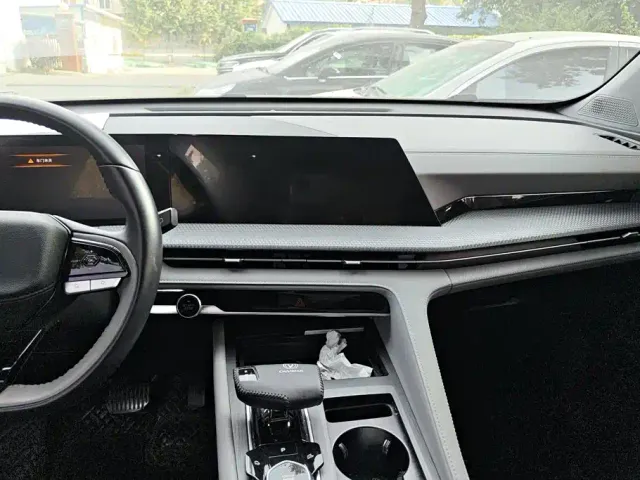Changan Changan CS75 PLUS 2022 2nd Gen 2.0T Automatic Premium — Фото автомобиля 13