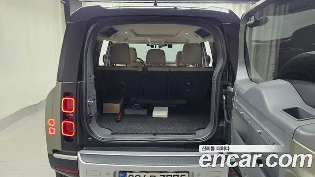 Land Rover Defender L663 — Фото автомобиля 23