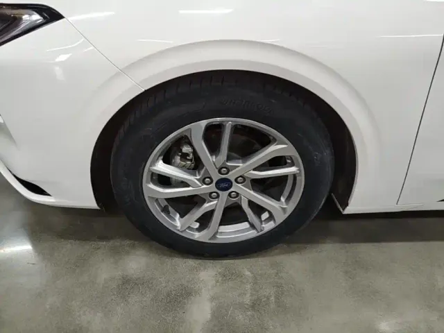 Ford Mondeo — Фото автомобиля 22