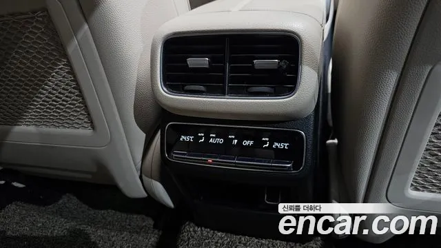Mercedes-Benz GLE-Class — Фото автомобиля 28