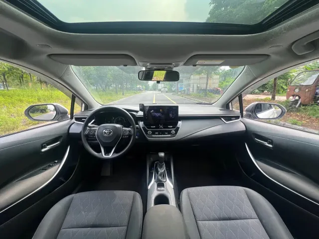 Toyota Corolla 2023 1.8L Smart Hybrid Dual Engine Elite Edition — Фото автомобиля 5