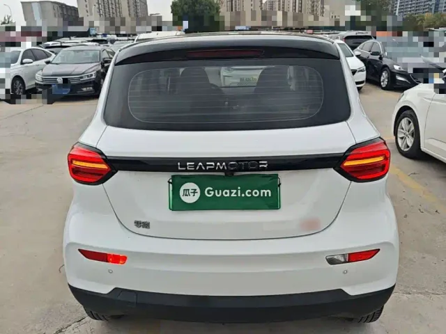 Leapmotor T03 — Фото автомобиля 5