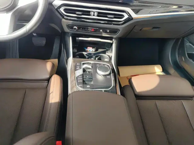 BMW 3 Series — Фото автомобиля 16