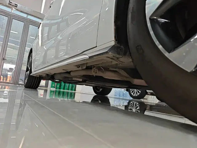 Toyota Granvia — Фото автомобиля 20