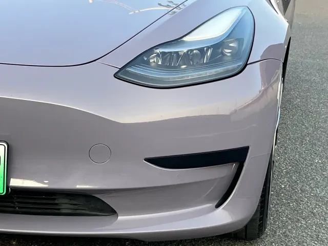 Tesla Model 3 — Фото автомобиля 16