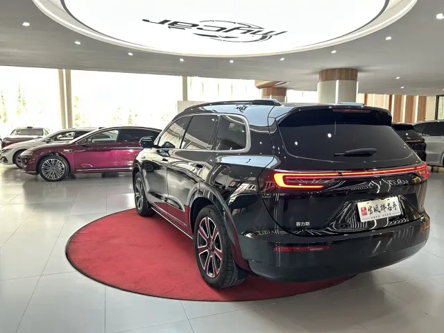 Aito M7 — Фото автомобиля 7
