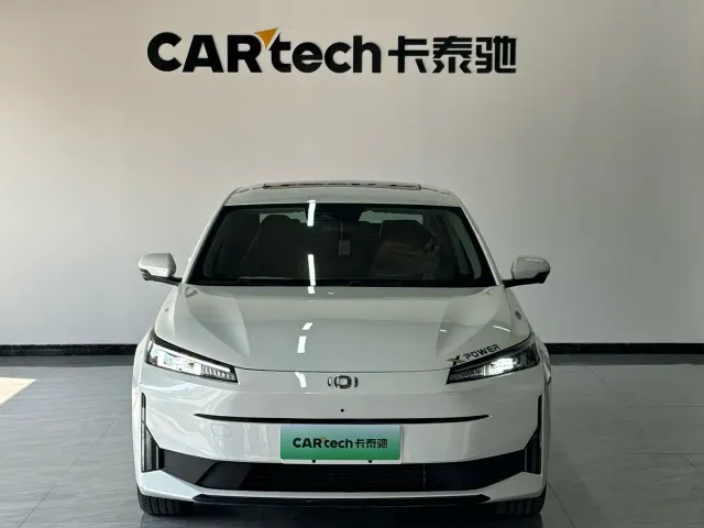 Changan Qiyuan A05 — Фото автомобиля 2