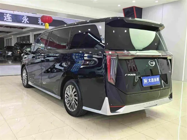 GAC Trumpchi M8 — Фото автомобиля 16