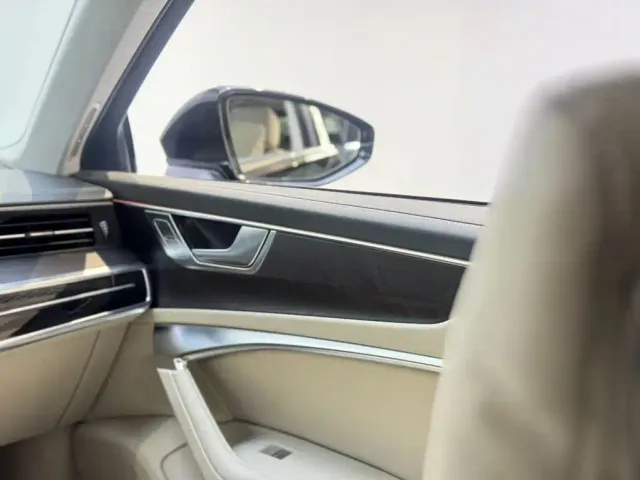 Audi A6L — Фото автомобиля 14