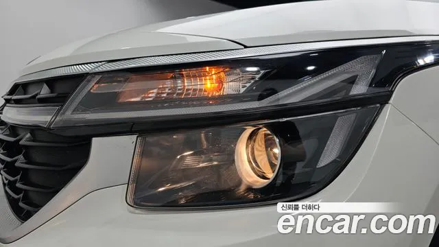 Kia Seltos Бензин 1.6 турбо 2WD — Фото автомобиля 22