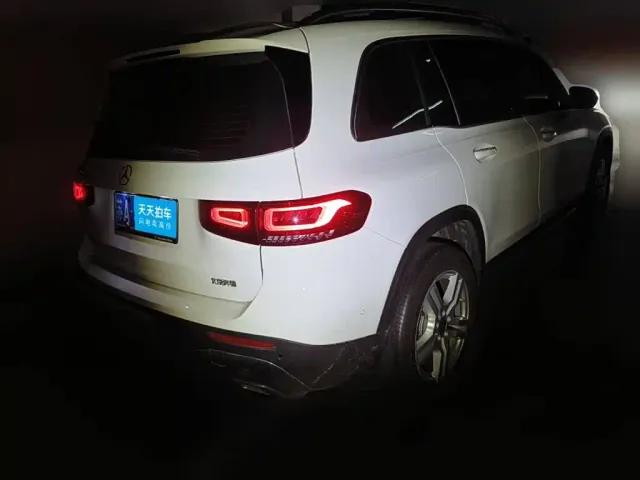 Mercedes-Benz GLB-Class — Фото автомобиля 2