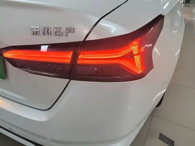 Nissan Teana — Фото автомобиля 7