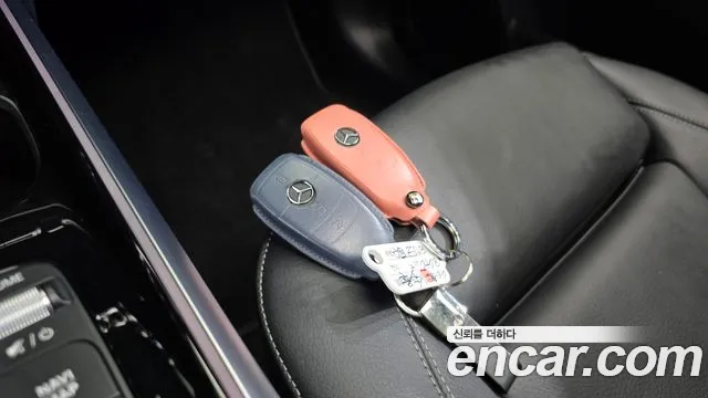 Mercedes-Benz EQB X243 — Фото автомобиля 21
