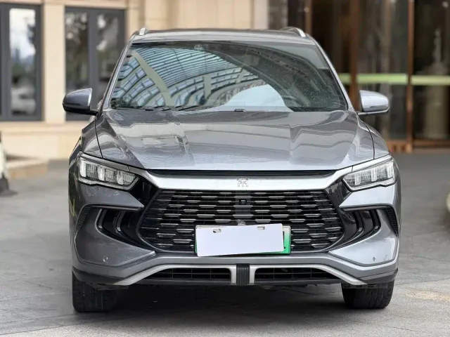 BYD Song Pro — Фото автомобиля 2