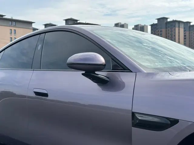 Xiaomi SU7 — Фото автомобиля 19