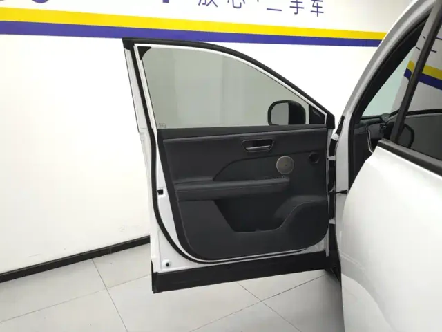 Toyota BoZhi 3X — Фото автомобиля 7
