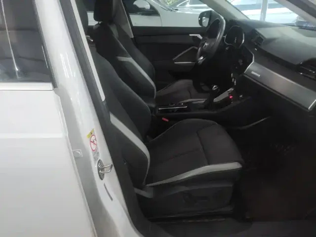 Audi Q3 — Фото автомобиля 24