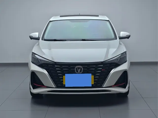 Changan Eado — Фото автомобиля 2