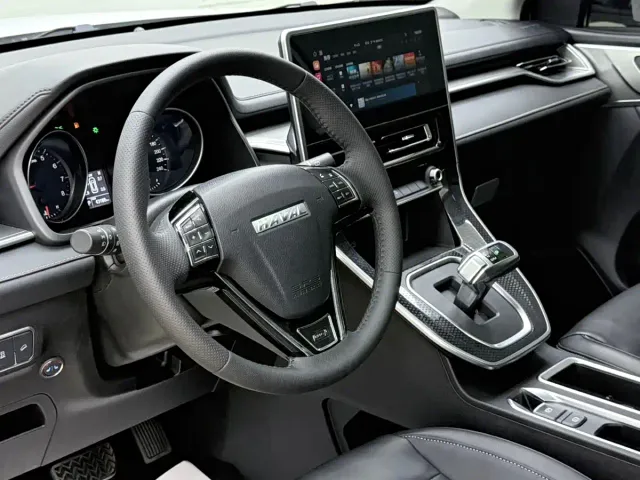 Haval M6 — Фото автомобиля 7