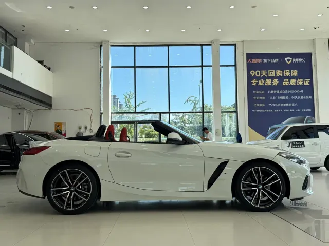 BMW Z4 — Фото автомобиля 4