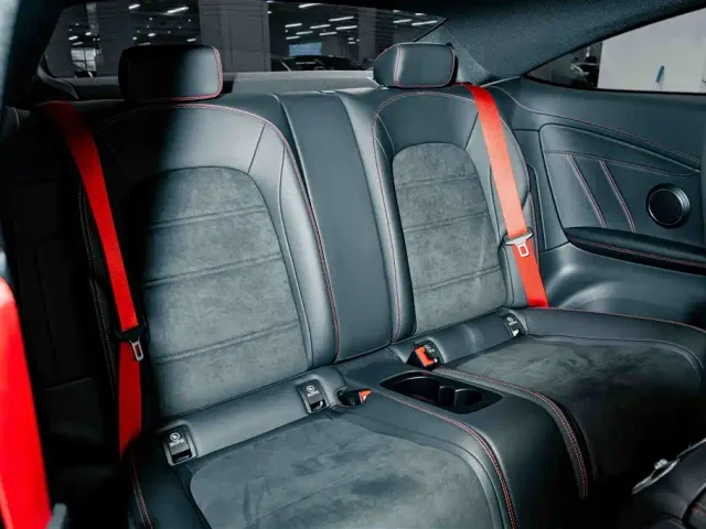Mercedes-Benz C-Class — Фото автомобиля 19