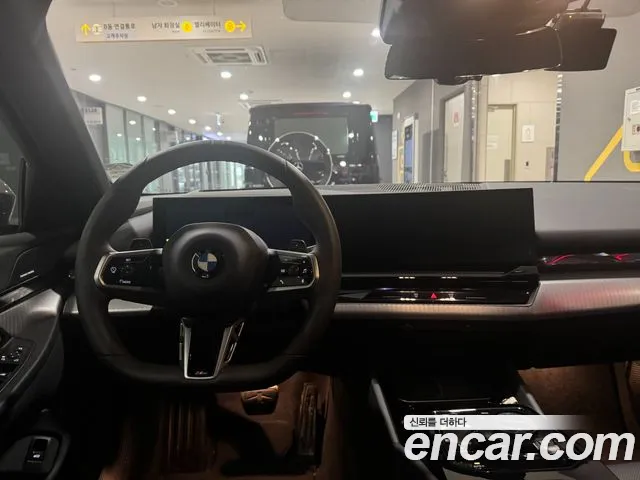 BMW 5-Series — Фото автомобиля 7