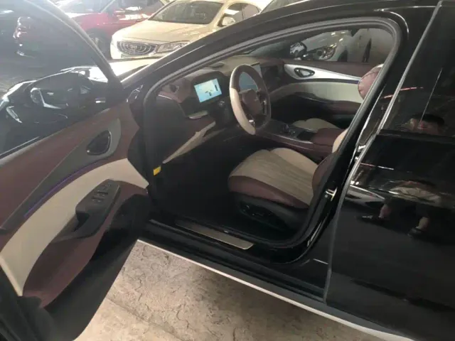 BYD Seal 07 DM-i 2025 DM-i 1.5T 125km Flagship — Фото автомобиля 12