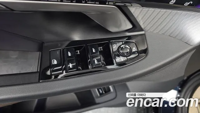 BMW 5 Series G60 — Фото автомобиля 27