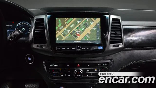 KG_Mobility_Ssangyong Rexton Новый Rexton Sport Дизель 2.2 4WD — Фото автомобиля 15