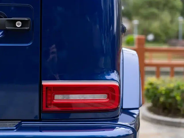 Mercedes-Benz G-Class — Фото автомобиля 12