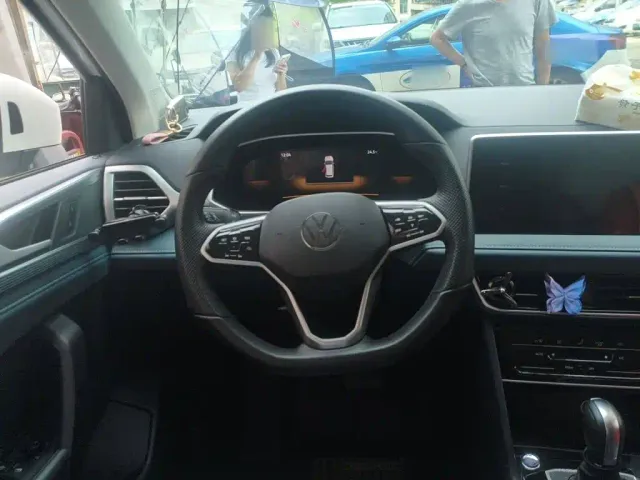 Volkswagen Tharu — Фото автомобиля 2