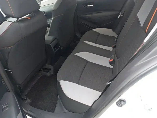 Toyota Corolla — Фото автомобиля 16