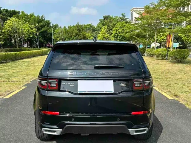Land Rover Discovery Sport — Фото автомобиля 8