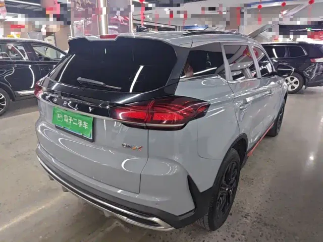 Geely Boyue — Фото автомобиля 6