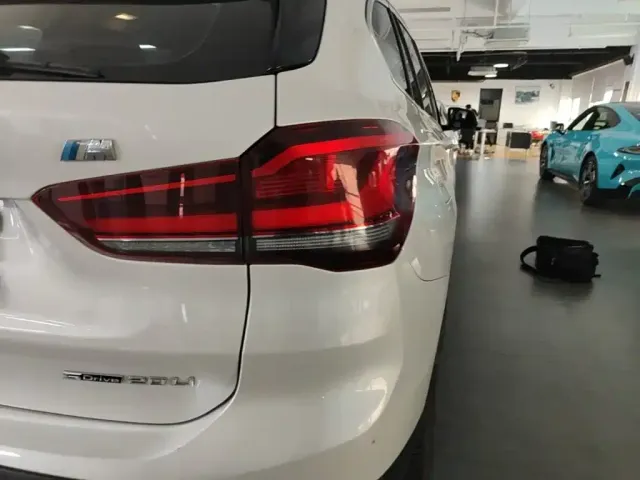 BMW X1 — Фото автомобиля 7