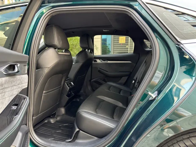 Geely Xingrui — Фото автомобиля 8