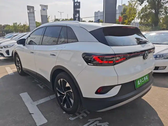 Volkswagen ID.4 Crozz — Фото автомобиля 4