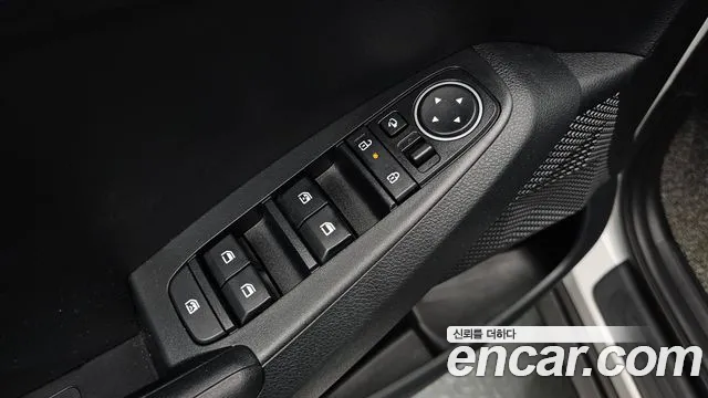 Kia Seltos — Фото автомобиля 29